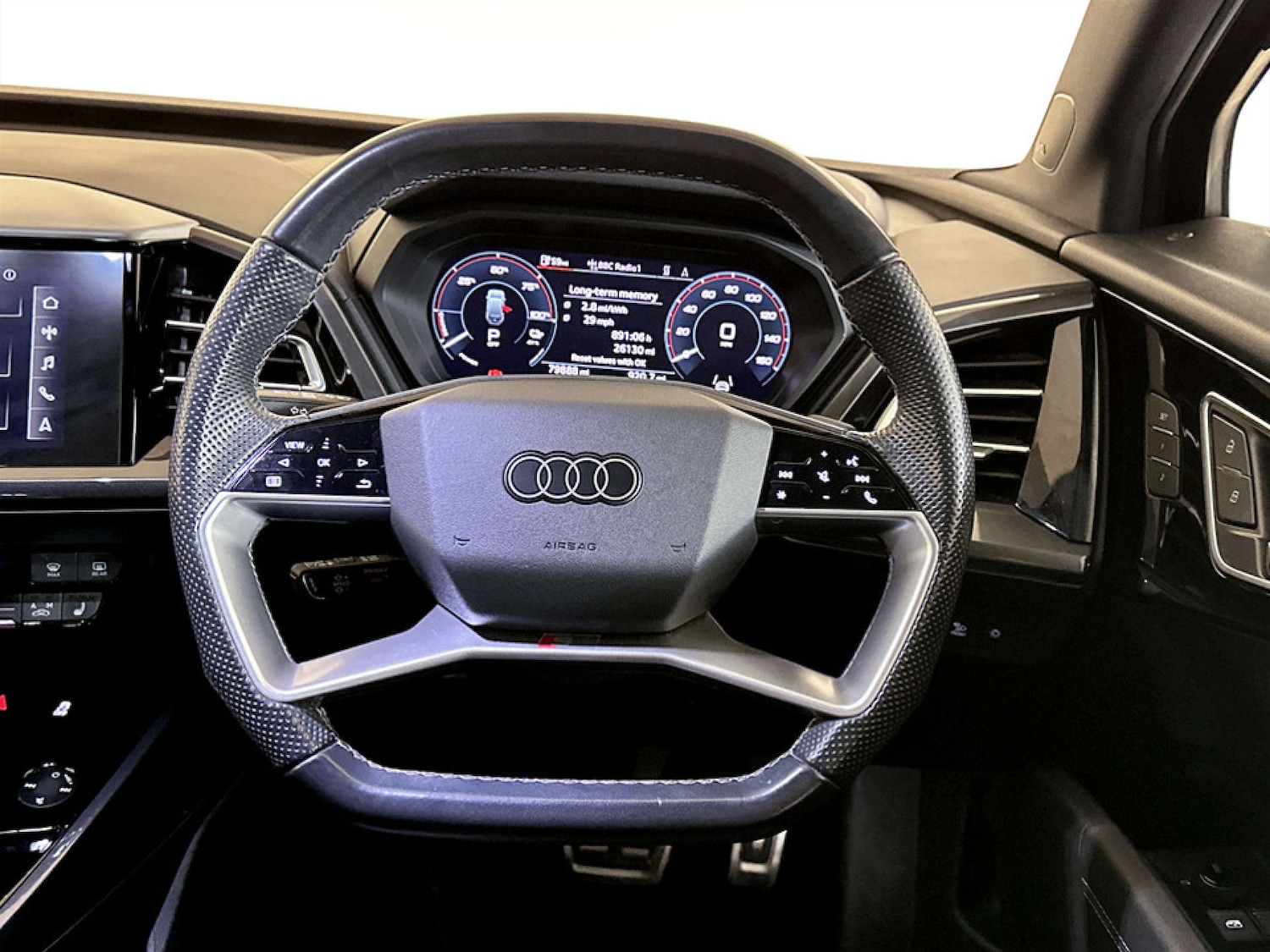 Used Audi Q4 e-tron 2021 for sale - 77437420: Photo 15