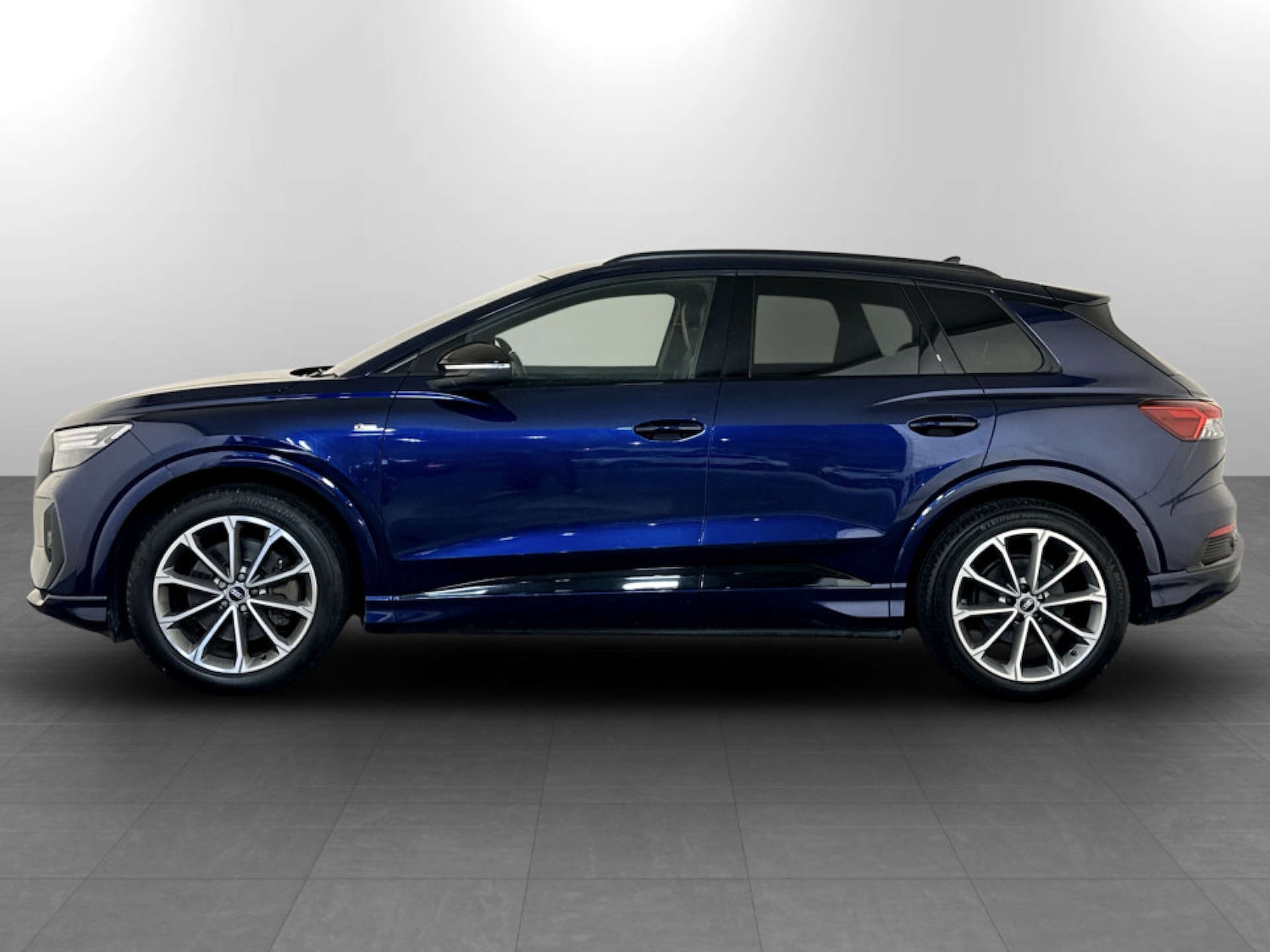 Used Audi Q4 e-tron 2021 for sale - 77437420: Photo 6