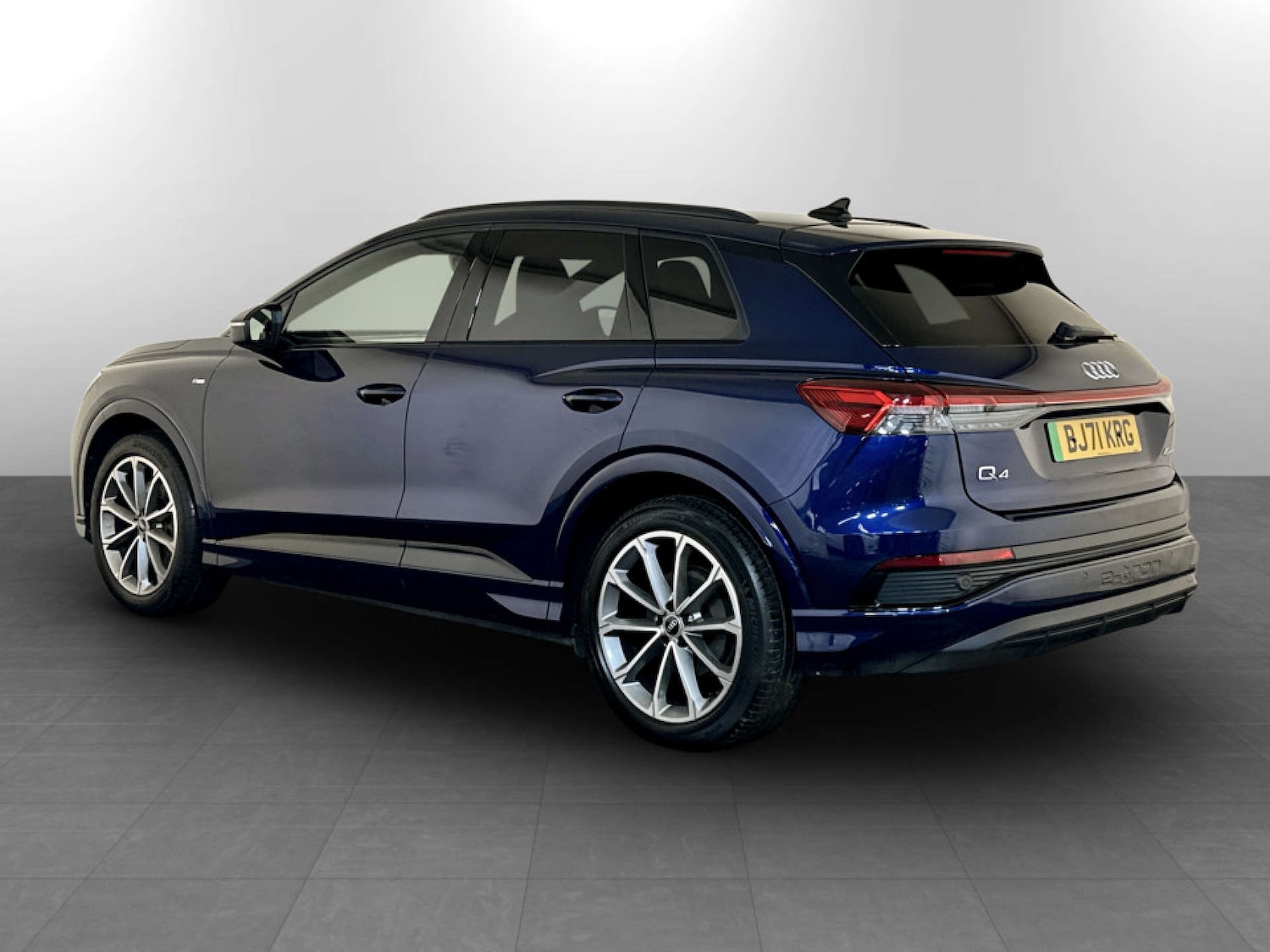 Used Audi Q4 e-tron 2021 for sale - 77437420: Photo 7