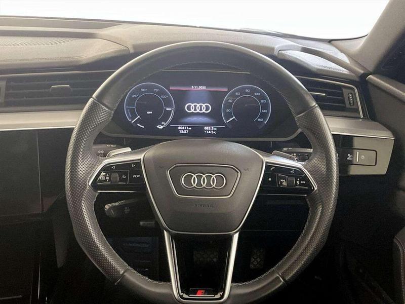 Used Audi e-tron 2021 for sale - 77025778: Photo 16