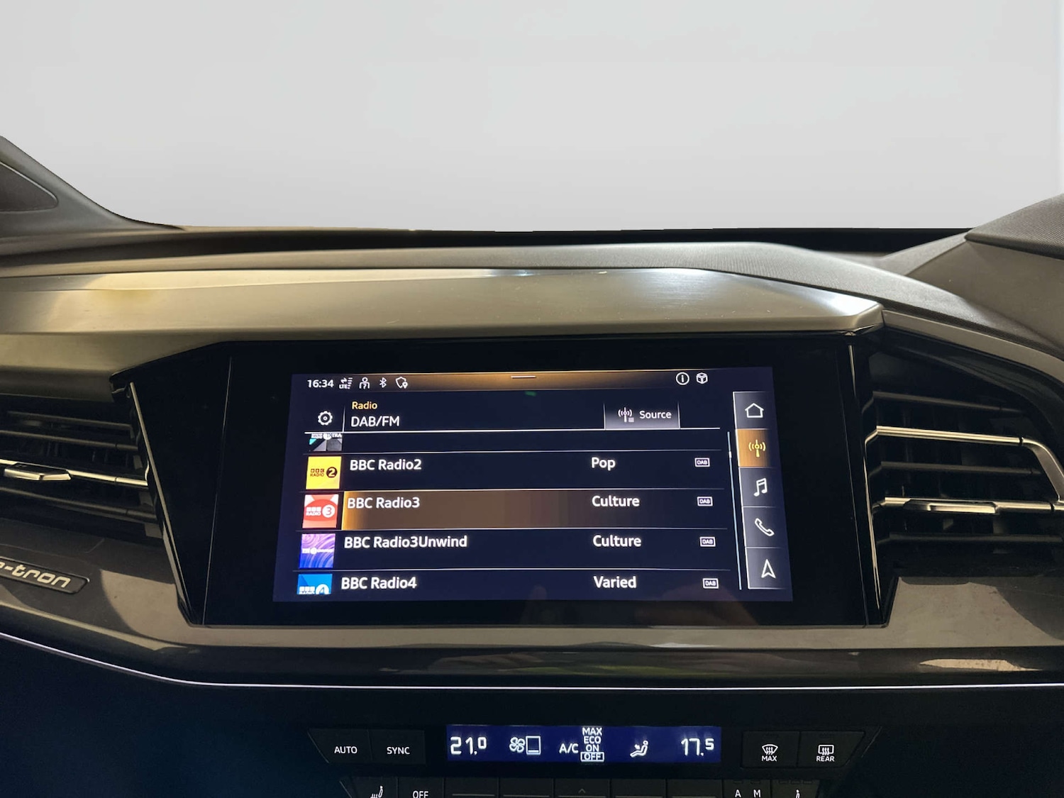 Used Audi Q4 e-tron 2022 for sale - 78068275: Photo 21