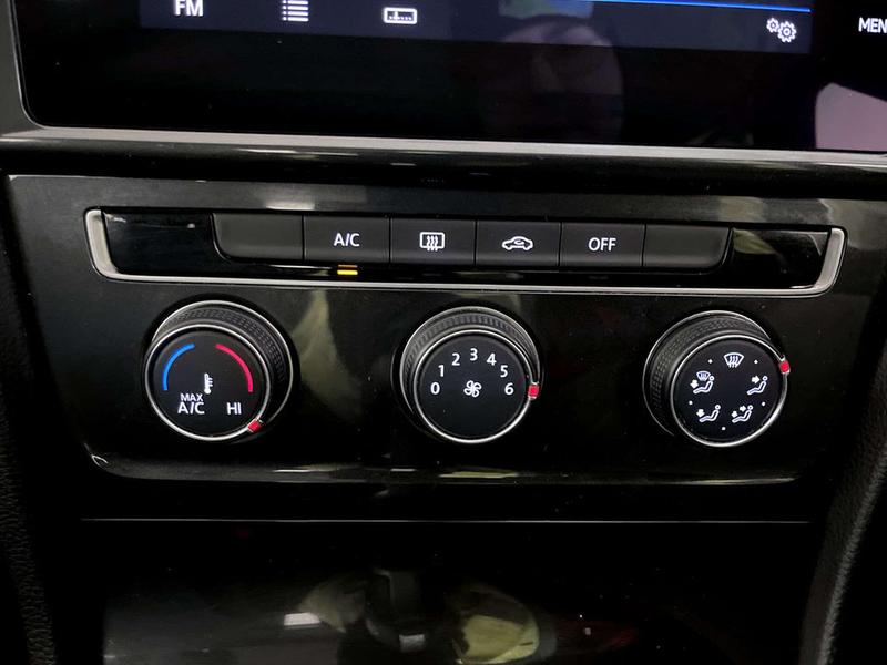 Used Volkswagen Golf 2019 for sale - 77176346: Photo 25