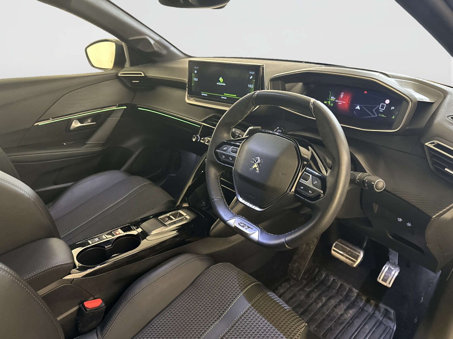 Used Peugeot 208 2023 for sale - 77963168: Photo 15