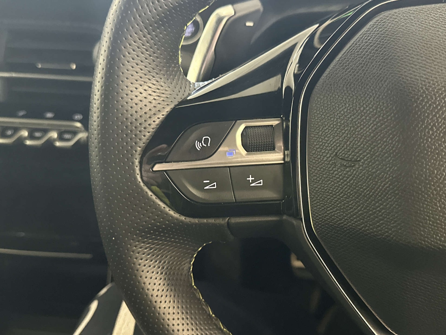 Used Peugeot 208 2023 for sale - 77963168: Photo 17