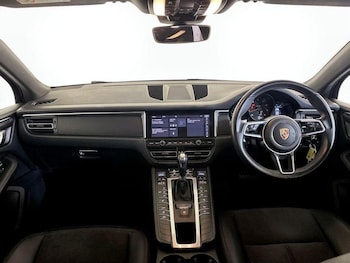 Used Porsche Macan 2019 for sale - 75712366: Photo