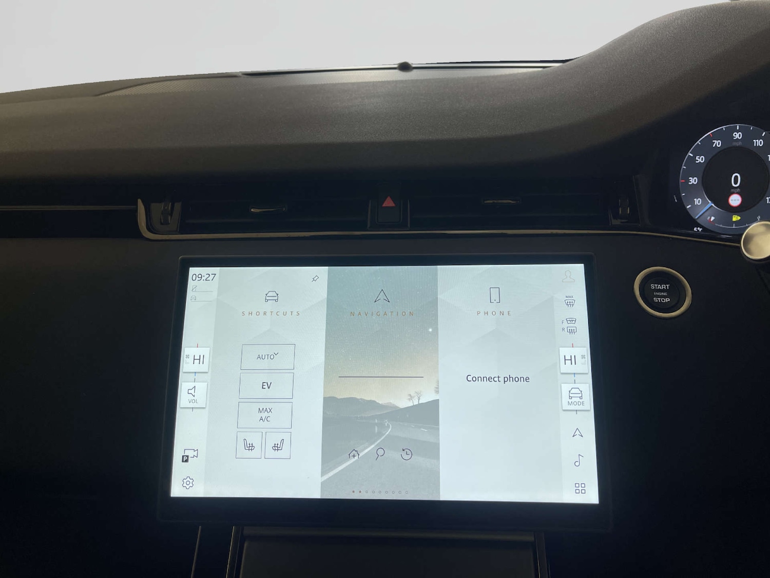 Used Land Rover Range Rover Evoque 2024 for sale - 77963181: Photo 22