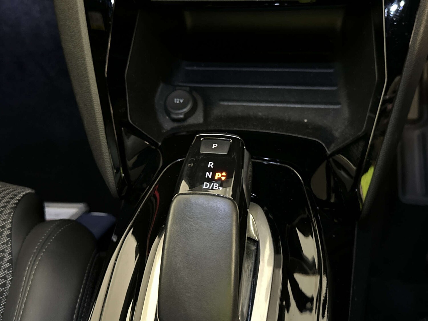 Used Peugeot 2008 2021 for sale - 78167937: Photo 24