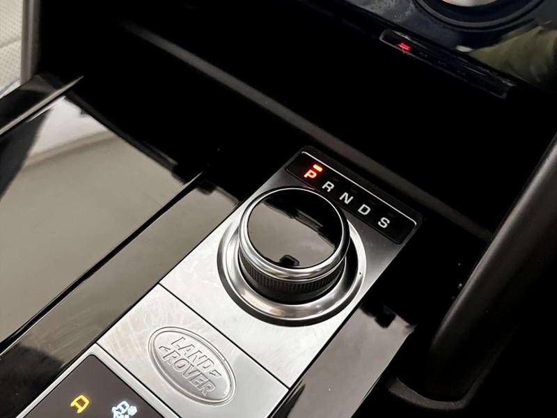 Used Land Rover Discovery 2020 for sale - 76960945: Photo 31