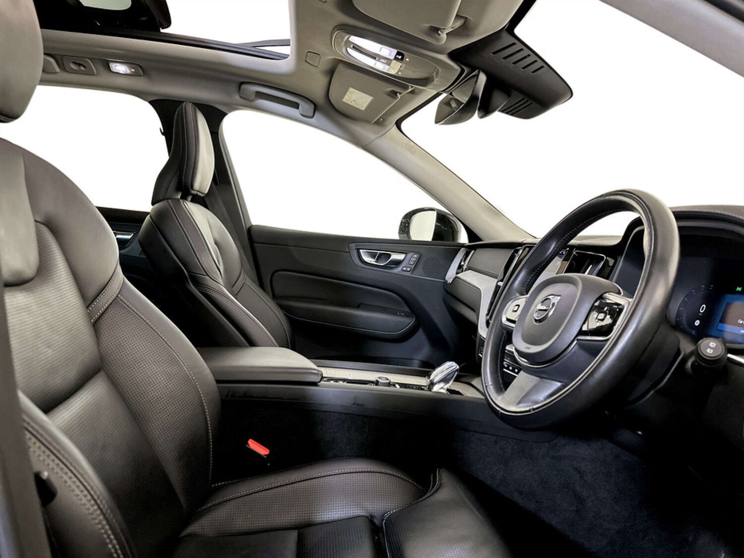 Used Volvo XC60 2021 for sale - 77506906: Photo 13