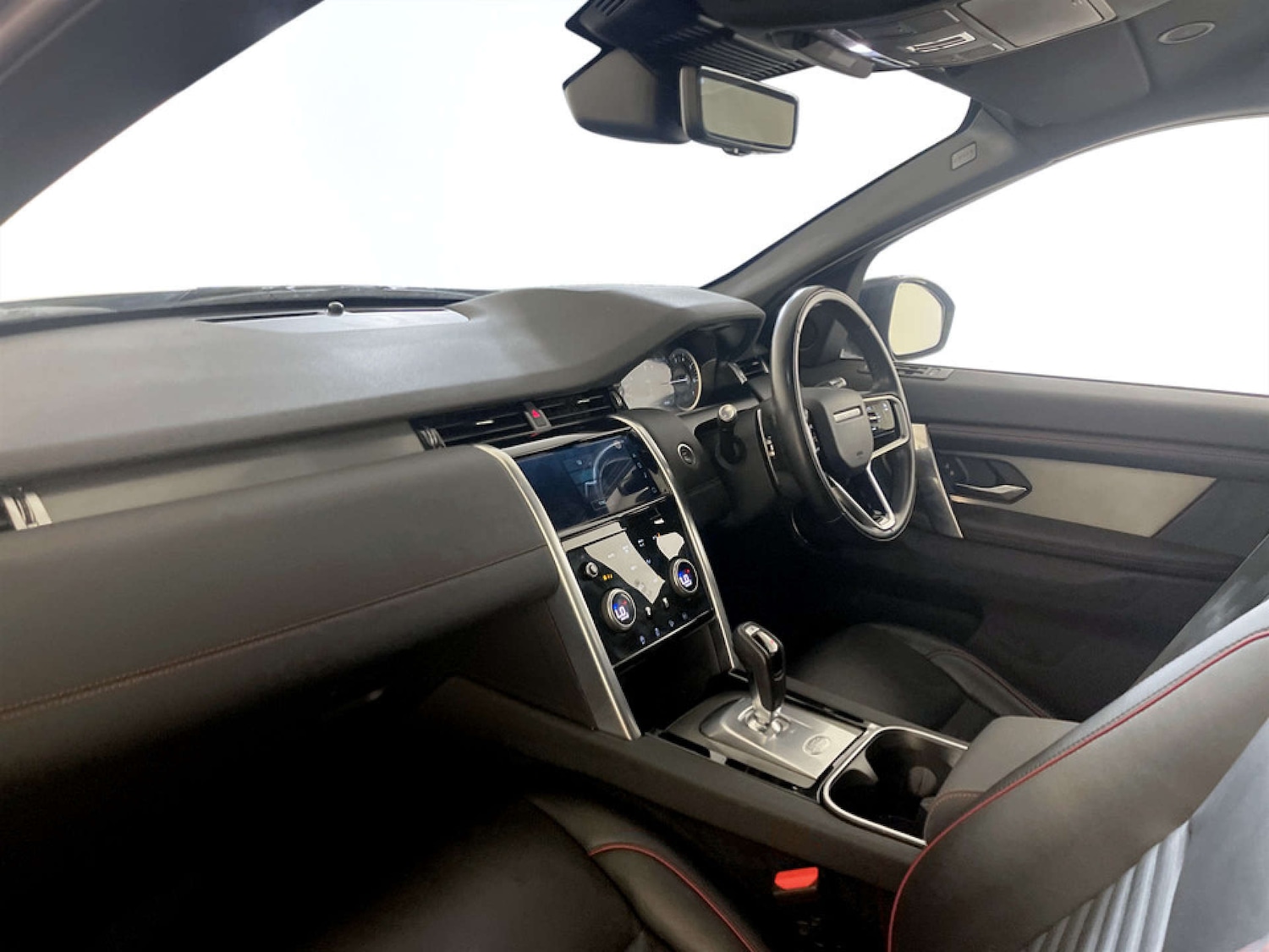 Used Land Rover Discovery Sport 2022 for sale - 77735027: Photo 12