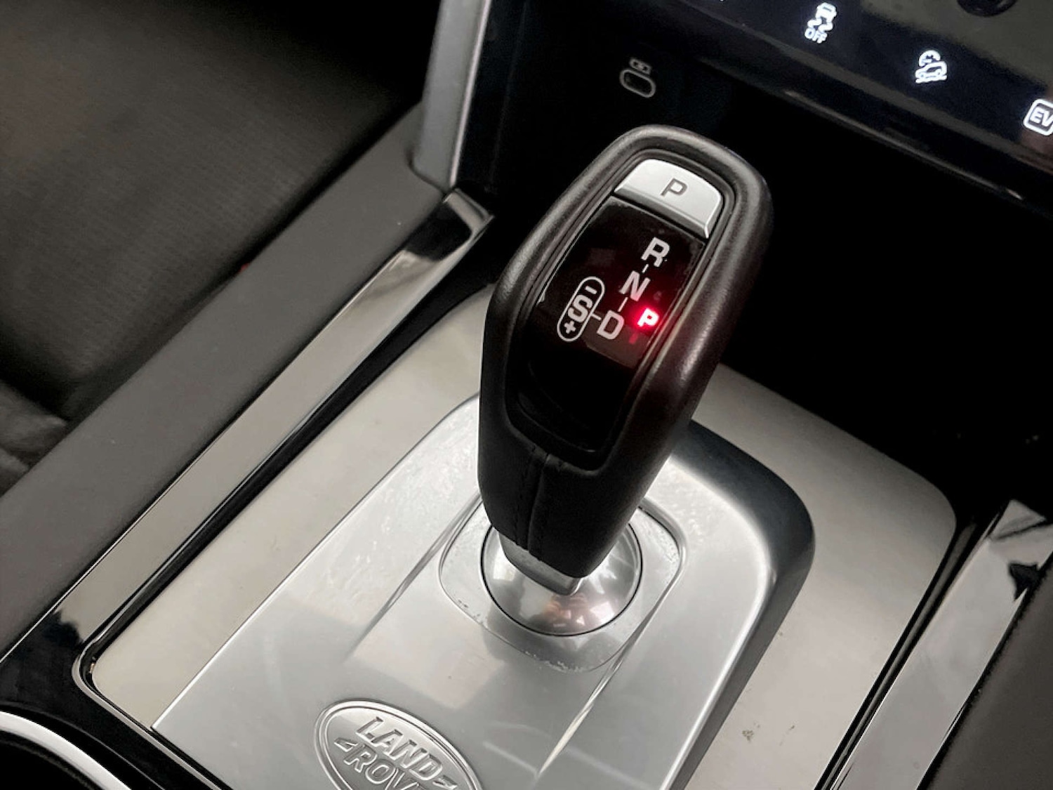 Used Land Rover Discovery Sport 2022 for sale - 77735027: Photo 24