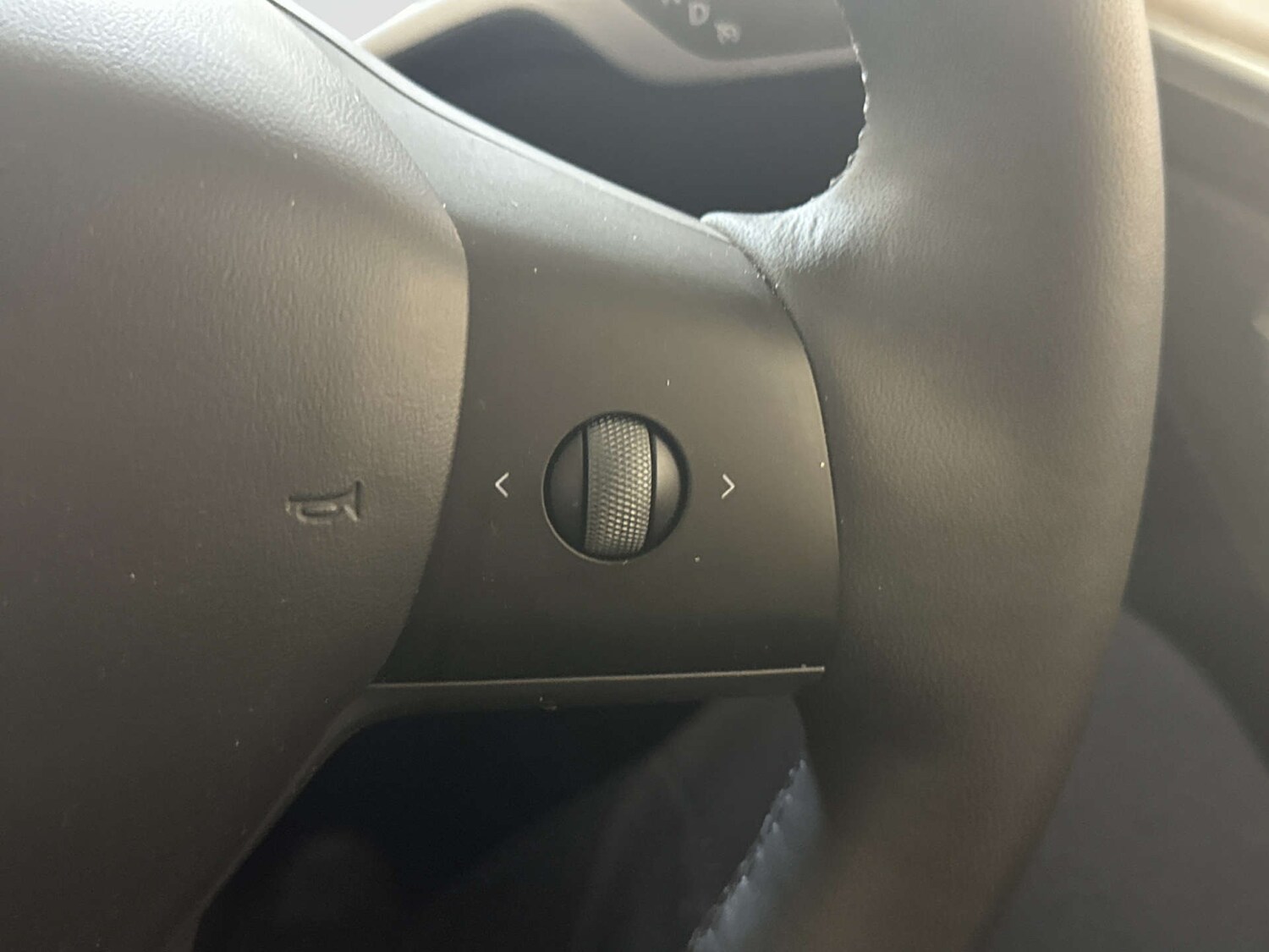 Used Tesla Model Y 2023 for sale - 77963165: Photo 18