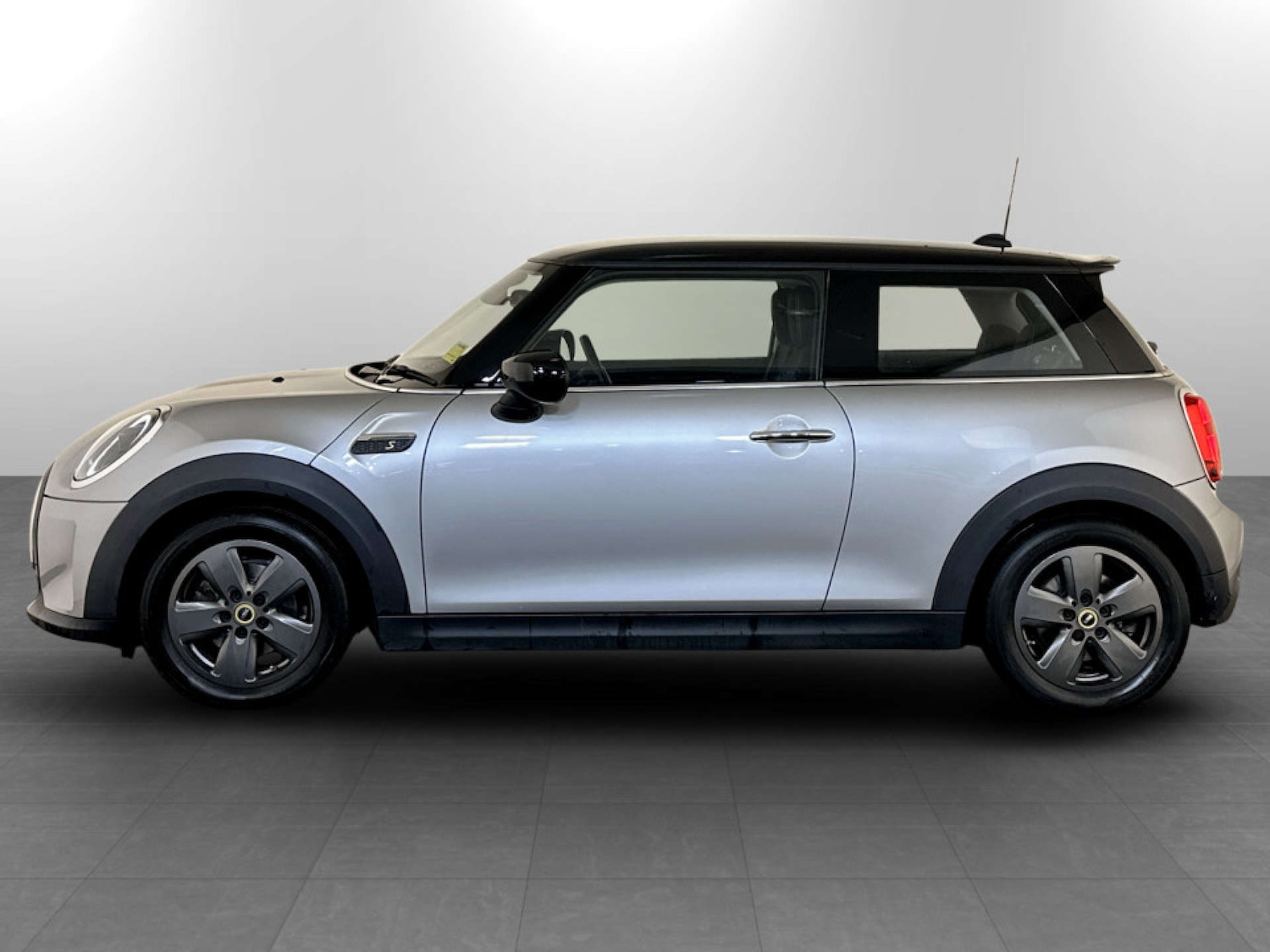 Used MINI Electric Hatch 2023 for sale - 77185419: Photo 7