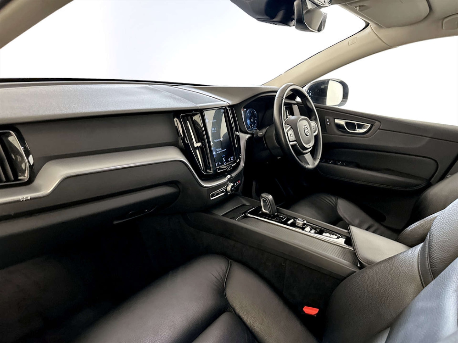 Used Volvo XC60 2020 for sale - 77700911: Photo 12