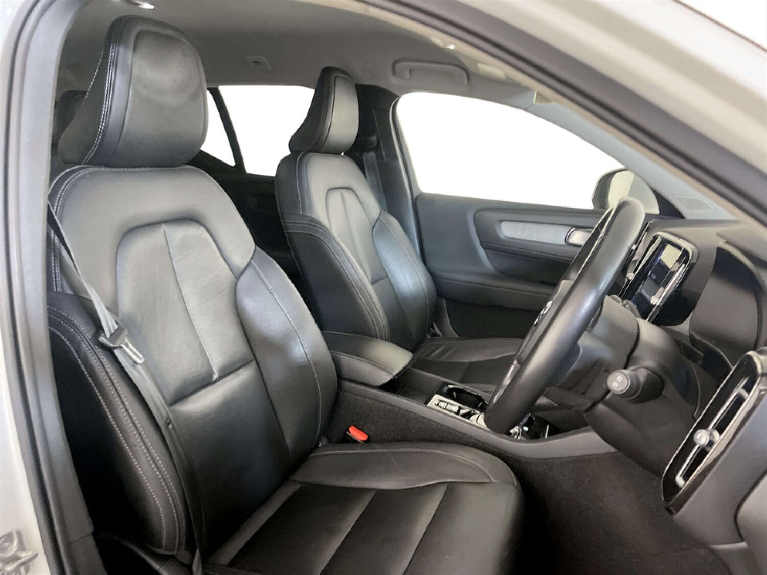 Used Volvo XC40 2021 for sale - 77490234: Photo 13