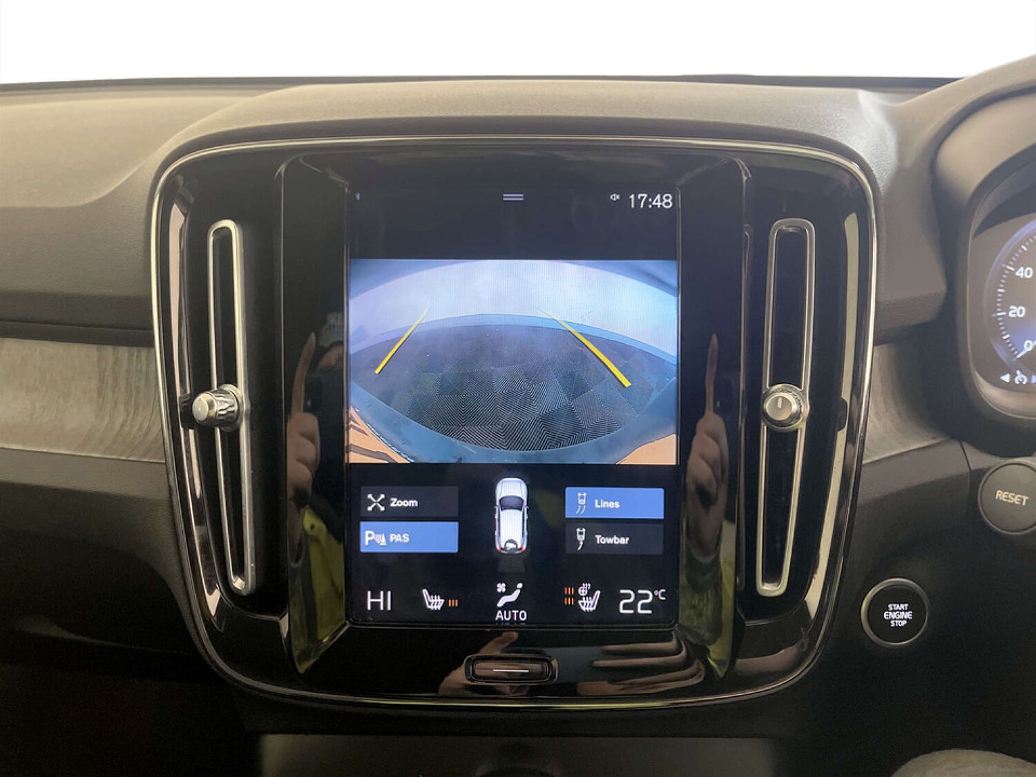 Used Volvo XC40 2021 for sale - 77490234: Photo 20