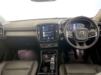 Used Volvo XC40 2021 for sale - 77490234: Photo