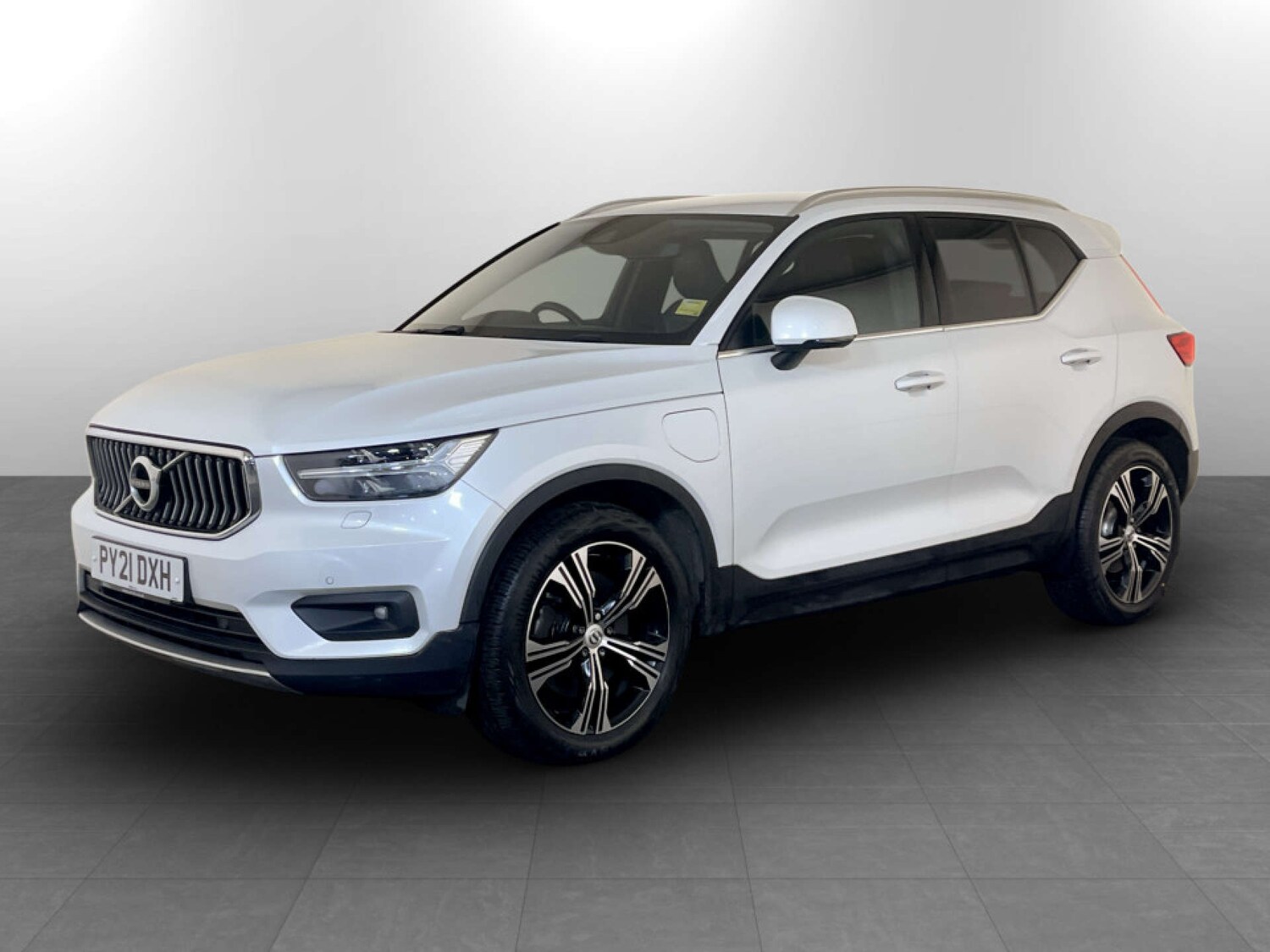 Used Volvo XC40 2021 for sale - 77490234: Photo 6
