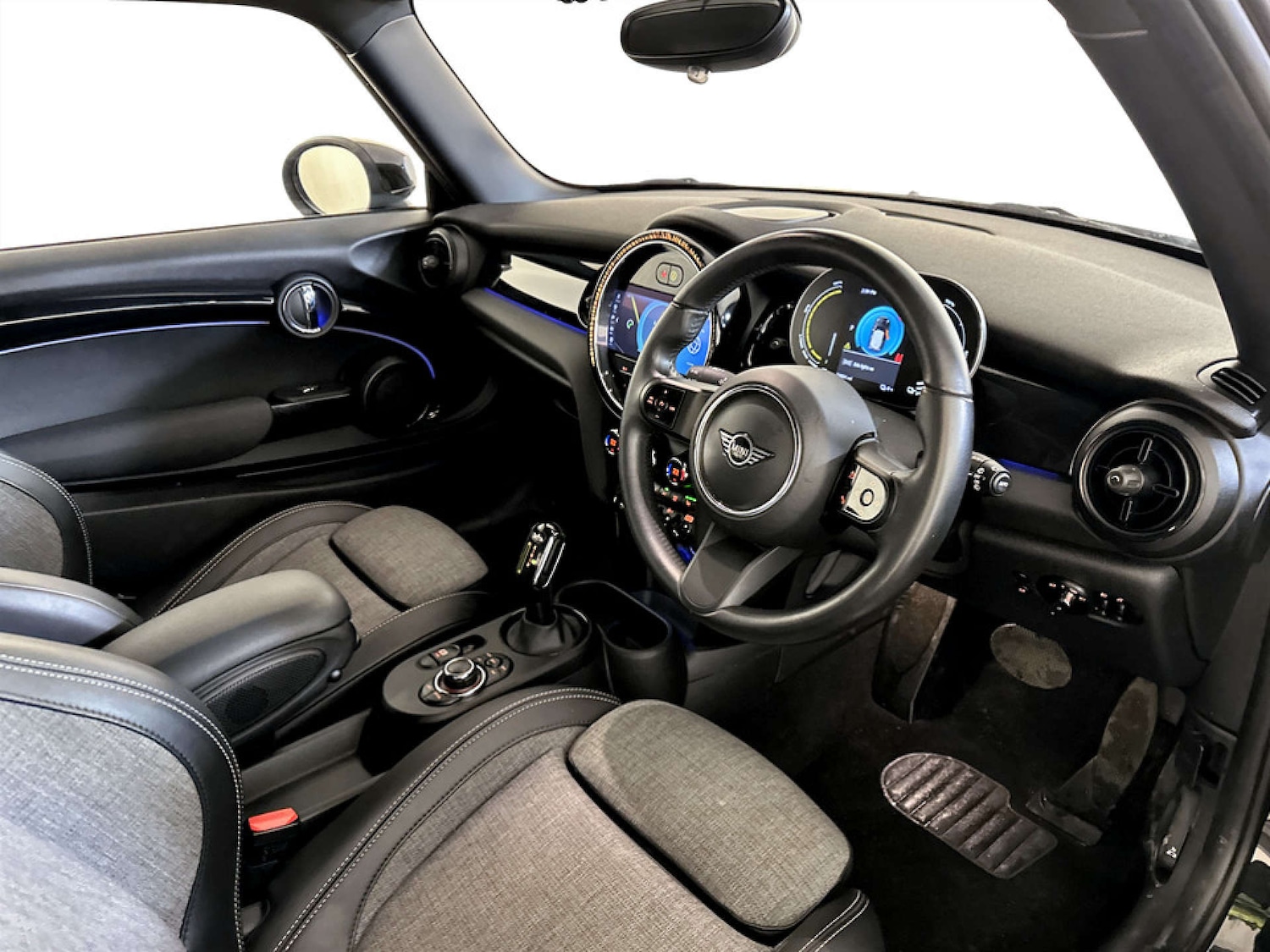 Used MINI Electric Hatch 2022 for sale - 77185471: Photo 15