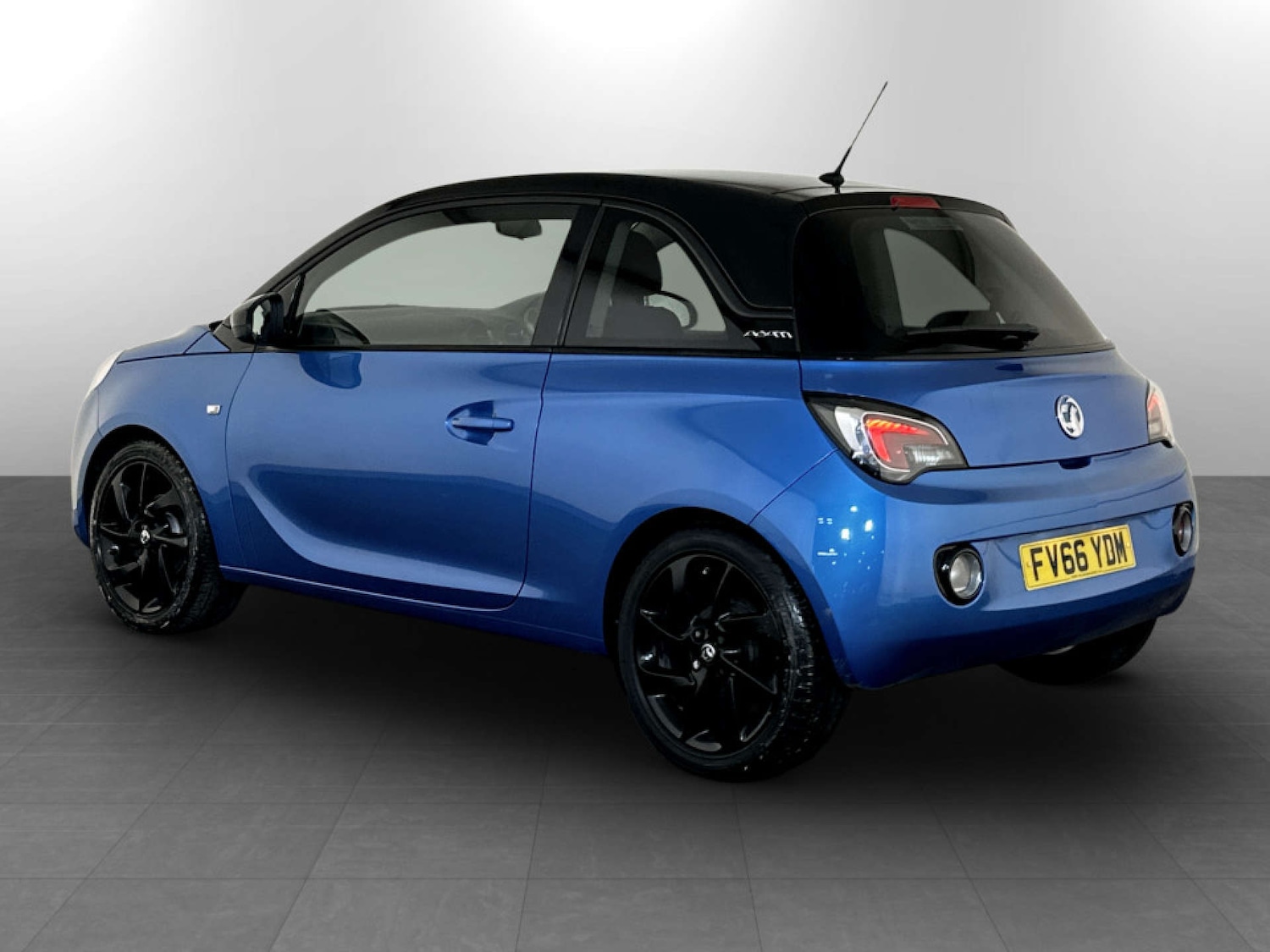 Used Vauxhall ADAM 2017 for sale - 77762296: Photo 8