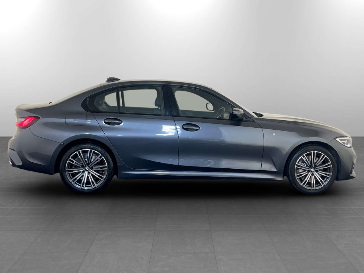 Used BMW 3 Series 2021 for sale - 77207661: Photo 11