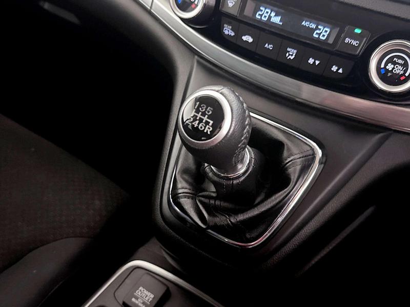 Used Honda CR-V 2018 for sale - 77048097: Photo 26