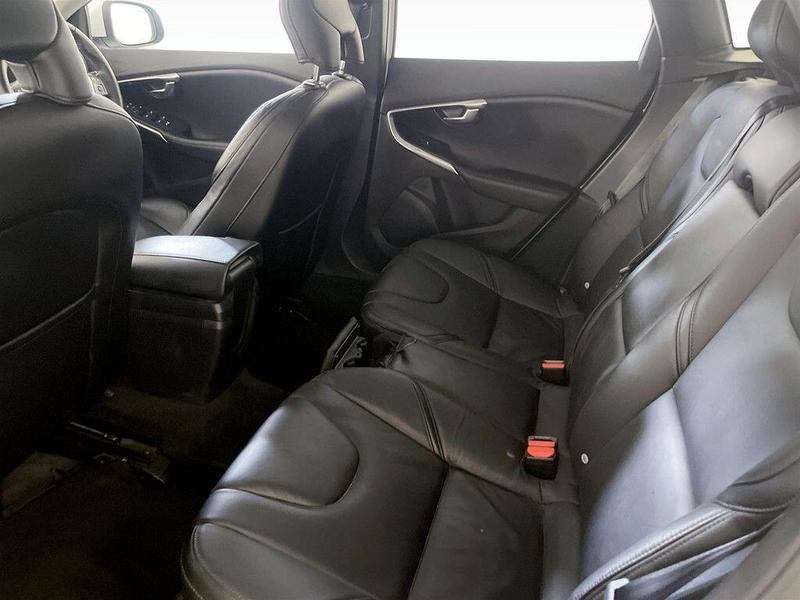 Used Volvo V40 2016 for sale - 76494707: Photo 15