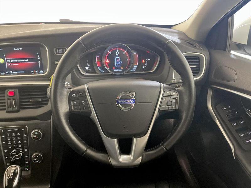Used Volvo V40 2016 for sale - 76494707: Photo 17