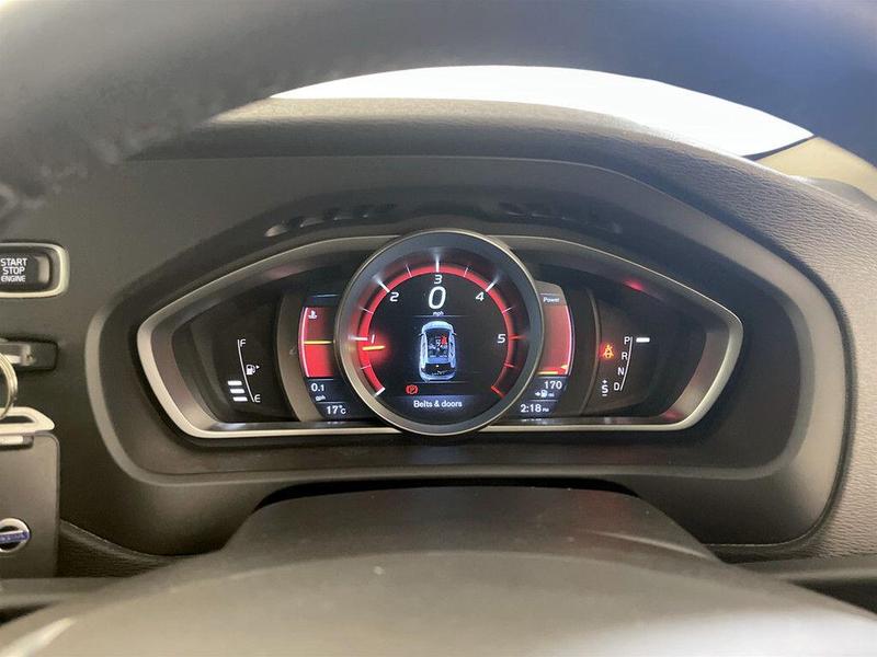 Used Volvo V40 2016 for sale - 76494707: Photo 19