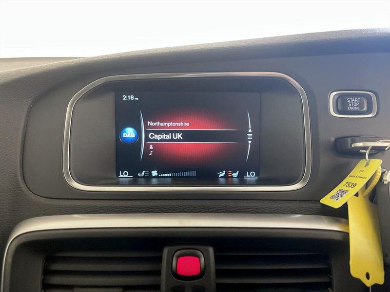 Used Volvo V40 2016 for sale - 76494707: Photo 24