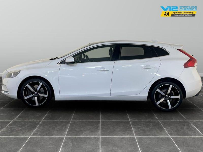 Used Volvo V40 2016 for sale - 76494707: Photo 7