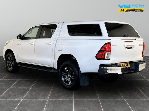 Used Toyota Hilux 2021 for sale - 76209419: Photo 8