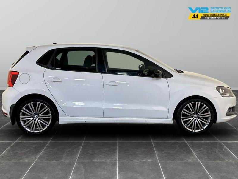 Used Volkswagen Polo 2017 for sale - 76634778: Photo 11