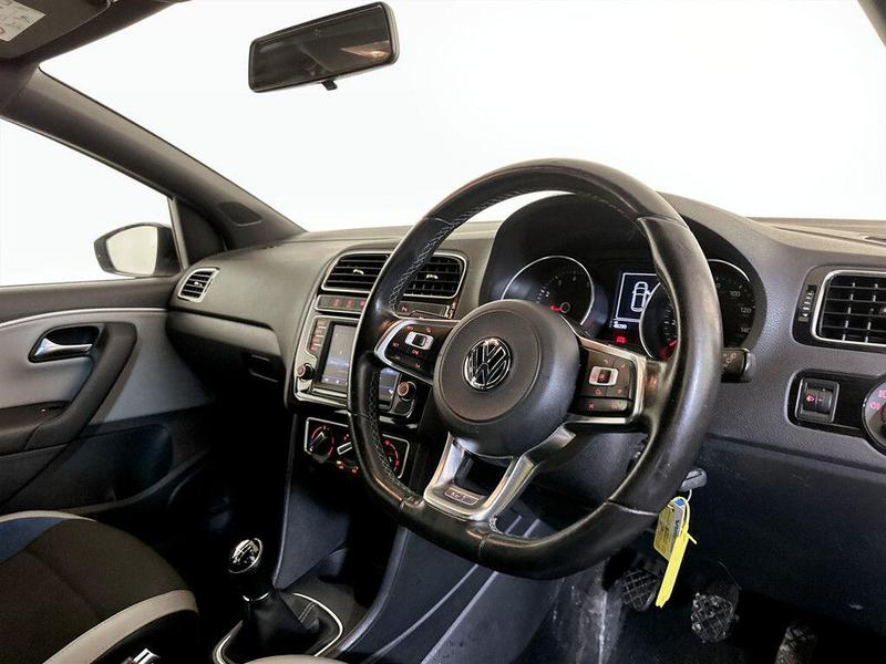 Used Volkswagen Polo 2017 for sale - 76634778: Photo 16