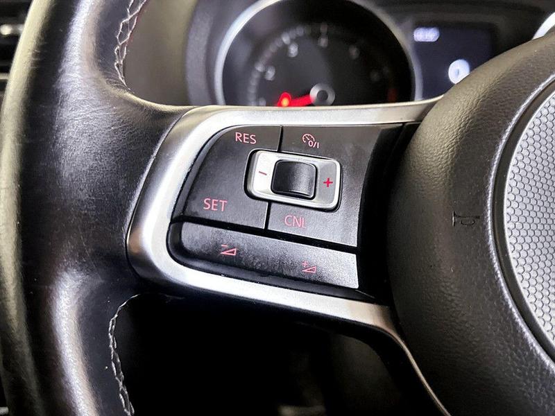 Used Volkswagen Polo 2017 for sale - 76634778: Photo 18