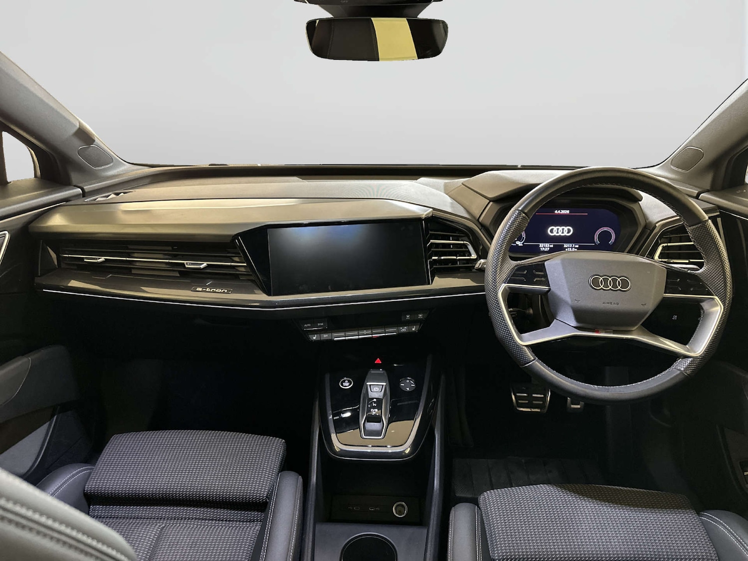 Used Audi Q4 e-tron 2023 for sale - 78209718: Photo 3