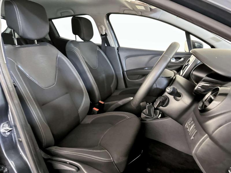 Used Renault Clio 2018 for sale - 76960946: Photo 13