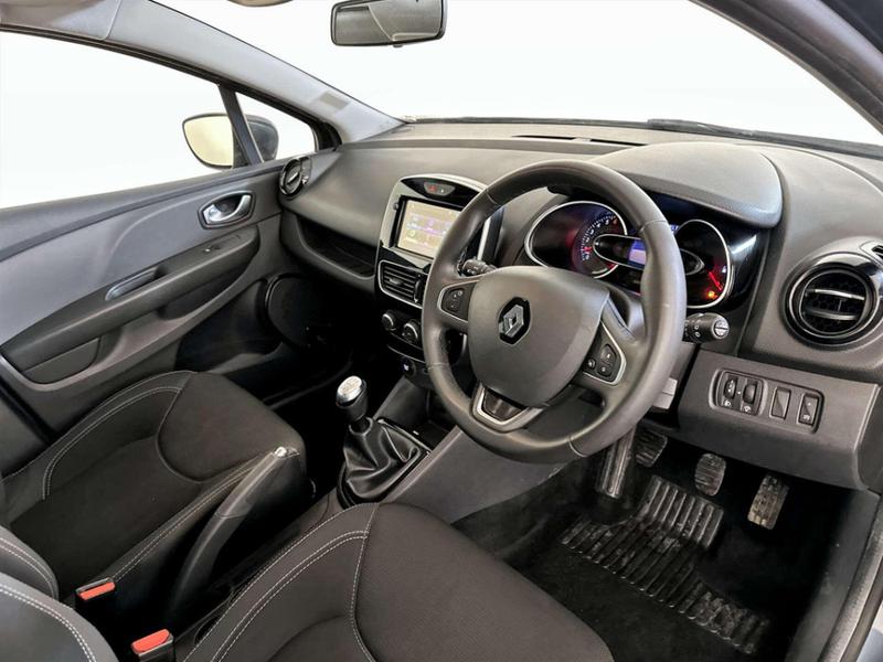 Used Renault Clio 2018 for sale - 76960946: Photo 15