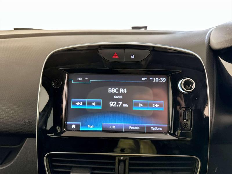 Used Renault Clio 2018 for sale - 76960946: Photo 20