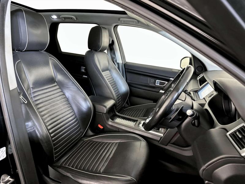 Used Land Rover Discovery Sport 2017 for sale - 76918365: Photo 13