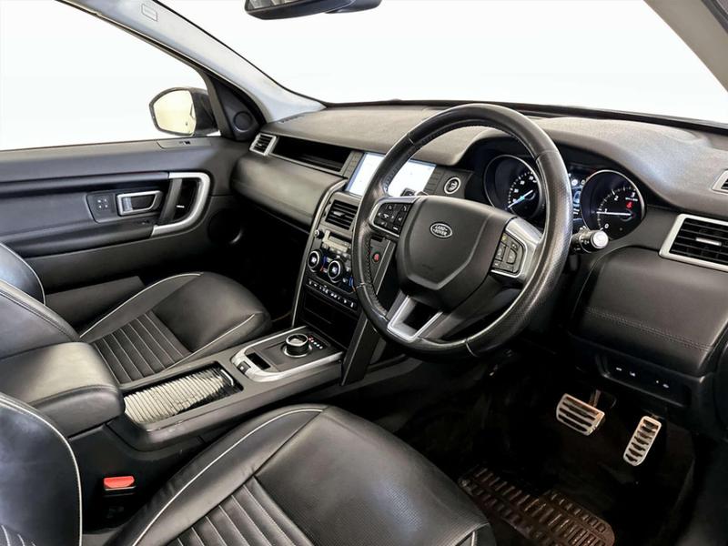 Used Land Rover Discovery Sport 2017 for sale - 76918365: Photo 16
