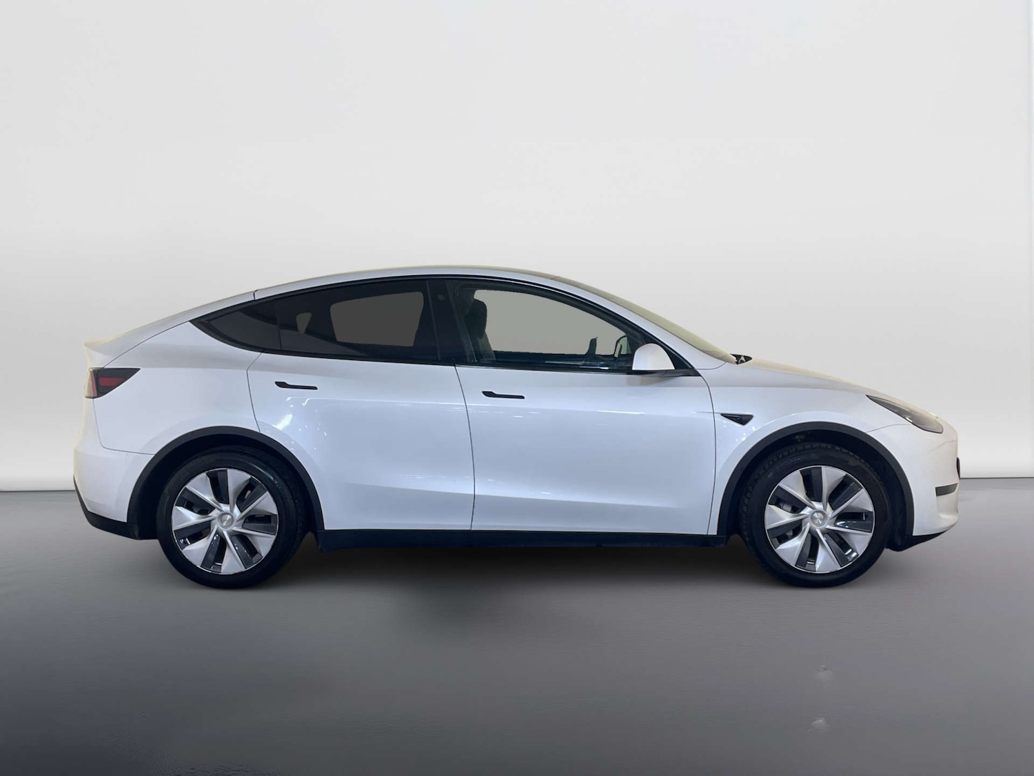 Used Tesla Model Y 2024 for sale - 77937219: Photo 11