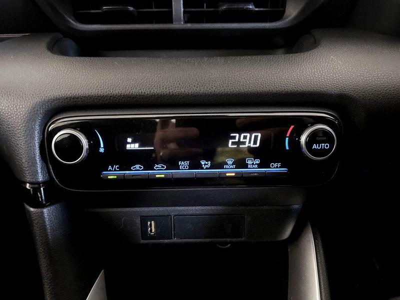 Used Toyota Yaris 2022 for sale - 76641004: Photo 24