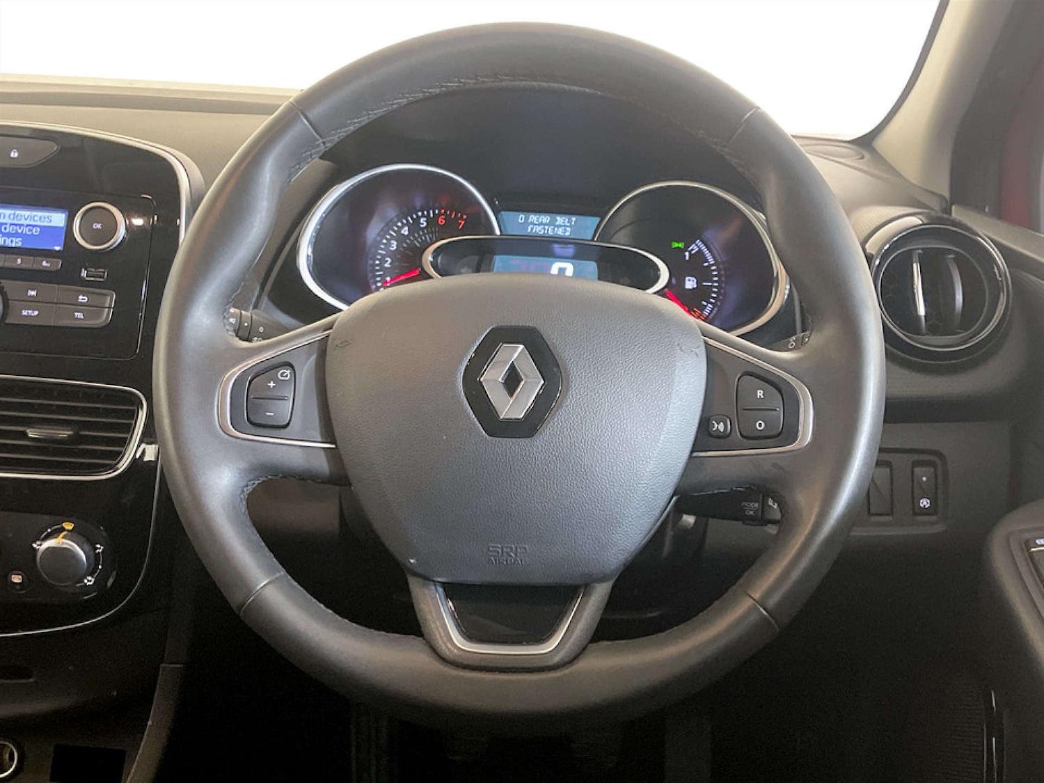 Used Renault Clio 2018 for sale - 77259101: Photo 16
