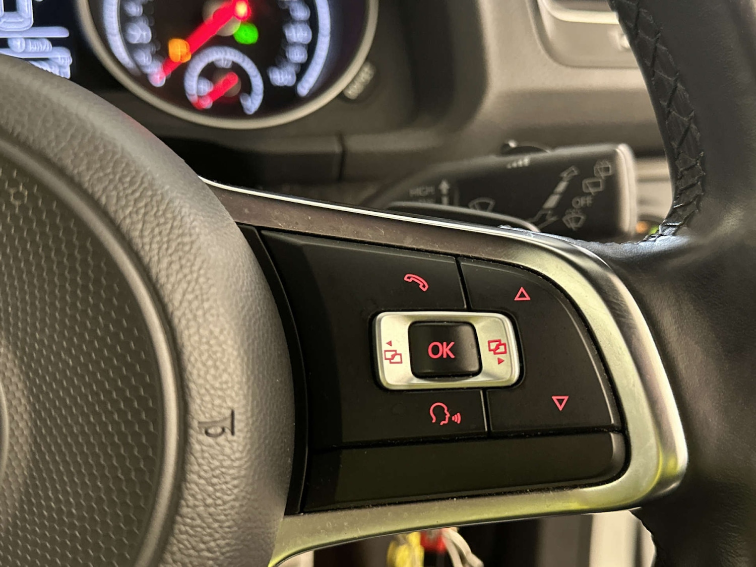 Used Volkswagen Scirocco 2018 for sale - 77998592: Photo 19