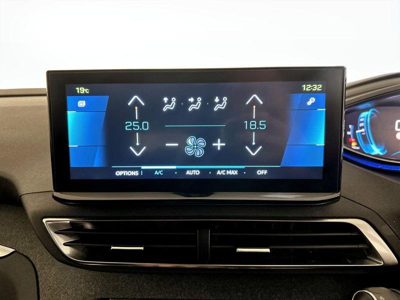 Used Peugeot 3008 2022 for sale - 76266148: Photo 22