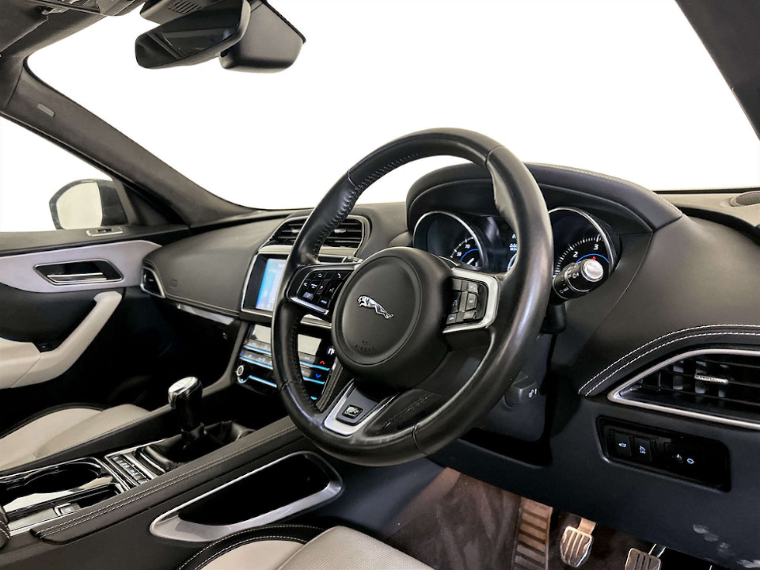 Used Jaguar F-Pace 2019 for sale - 77185392: Photo 16