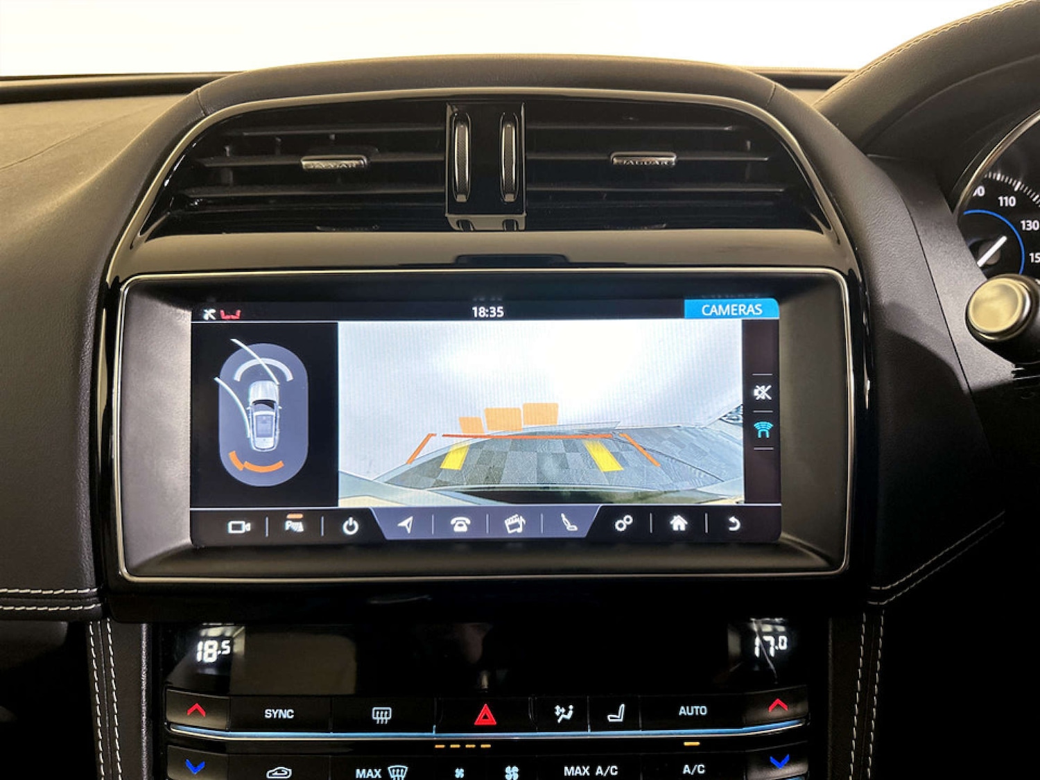 Used Jaguar F-Pace 2019 for sale - 77185392: Photo 24