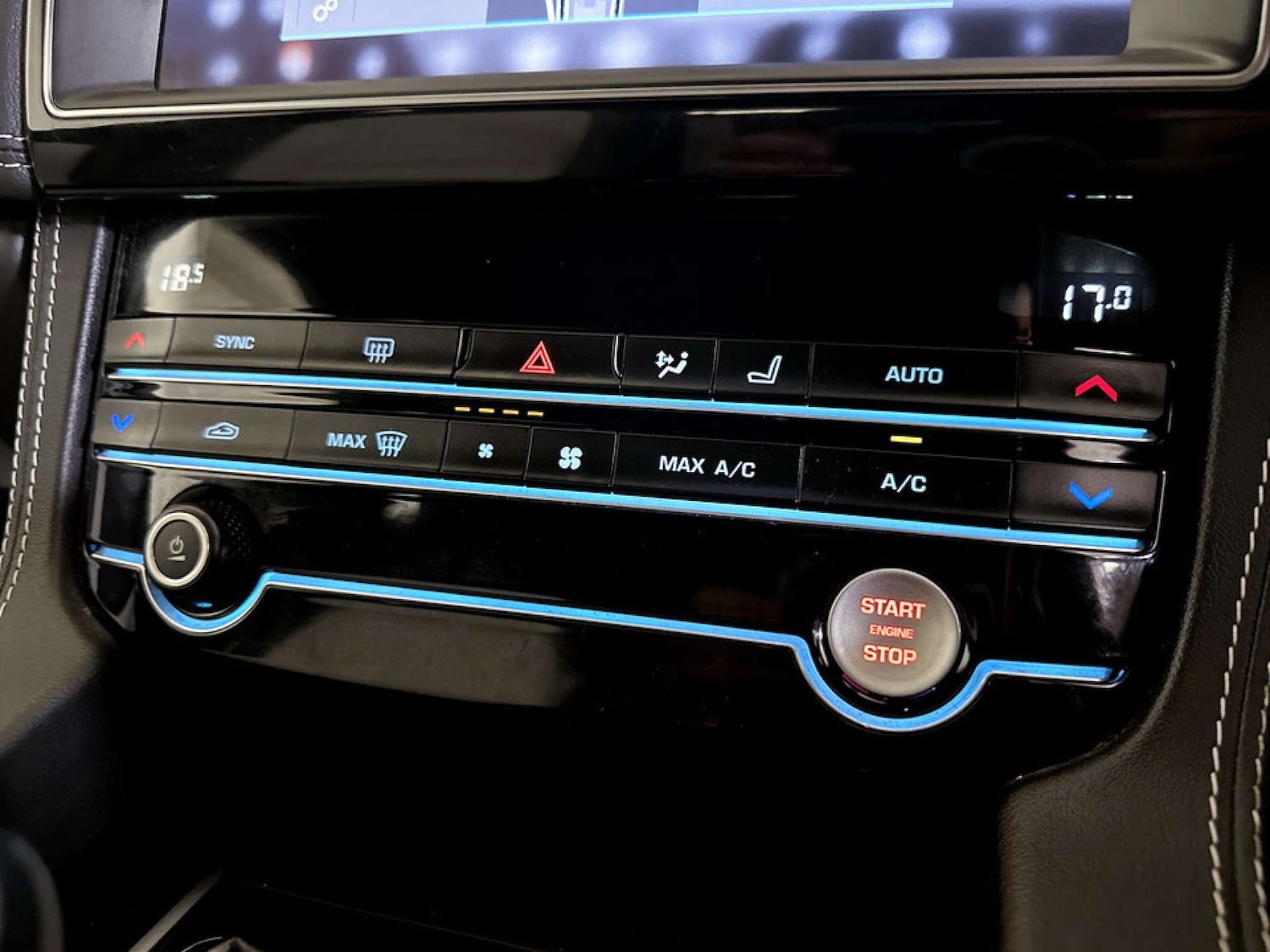 Used Jaguar F-Pace 2019 for sale - 77185392: Photo 27