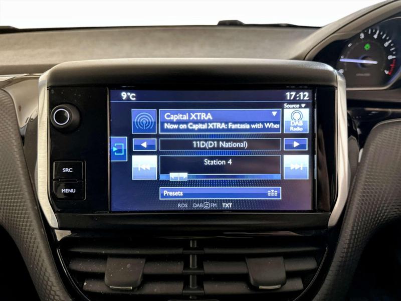 Used Peugeot 208 2017 for sale - 76979493: Photo 23